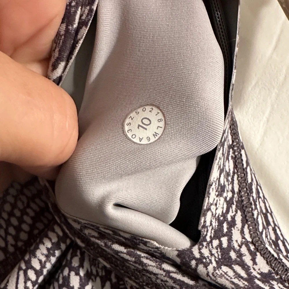 lululemon athletica stylish leggings